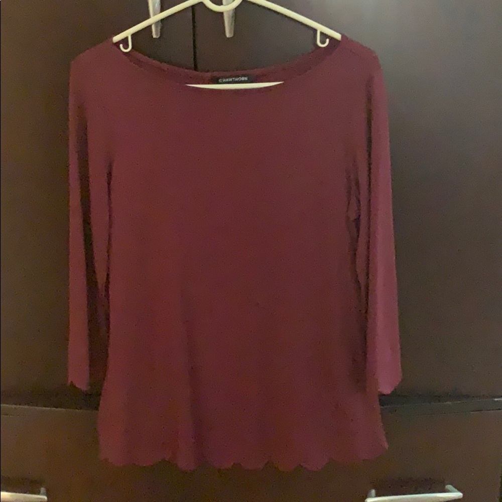 Three quarter sleeve top.